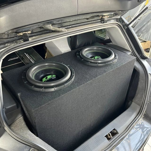 Установка автозвука