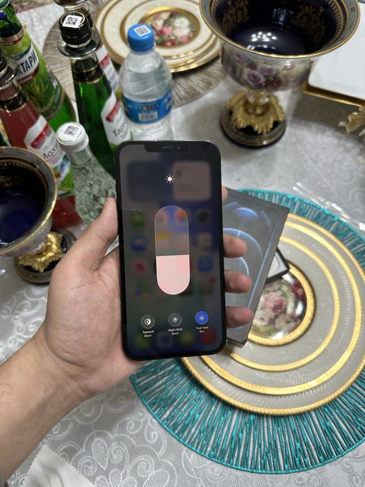 Iphone 12 pro max 83%radnoy