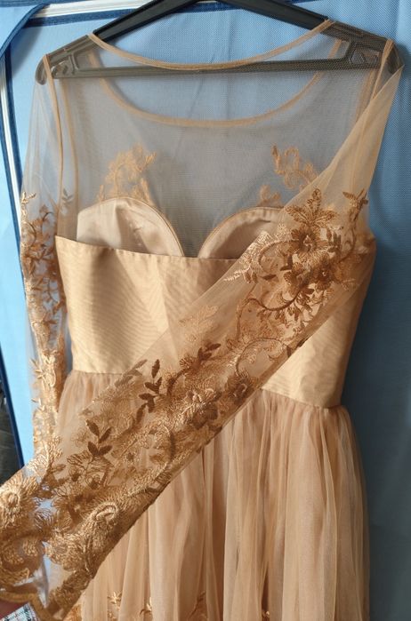Rochie elegantă.