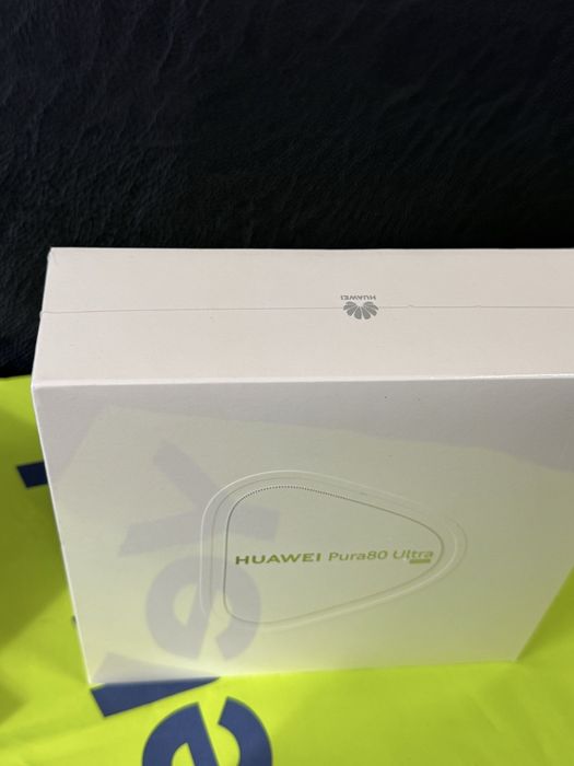 ЗАПЕЧАТАН 512GB Huawei Pura 80 Ultra 16GB Yettel Гаранция 2029 Golden Black