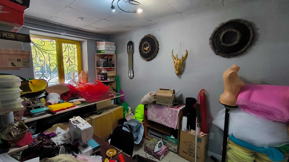 Продаётся КОММЕРЧЕСКОЕ ПОМЕЩЕНИЕ на Айбергенова - ПЕРВАЯ линия. Центр