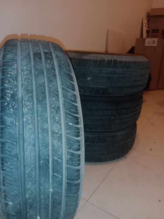 Продам шины 225/65/R17