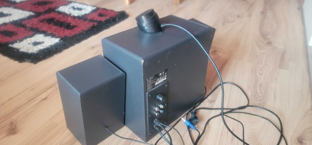 Logitech Z333 аудио система 2 в 1
