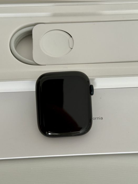 Apple Watch Series 8 – 45 mm – Midnight – stare impecabilă