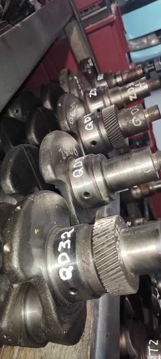 Коленвал Nissan QD32