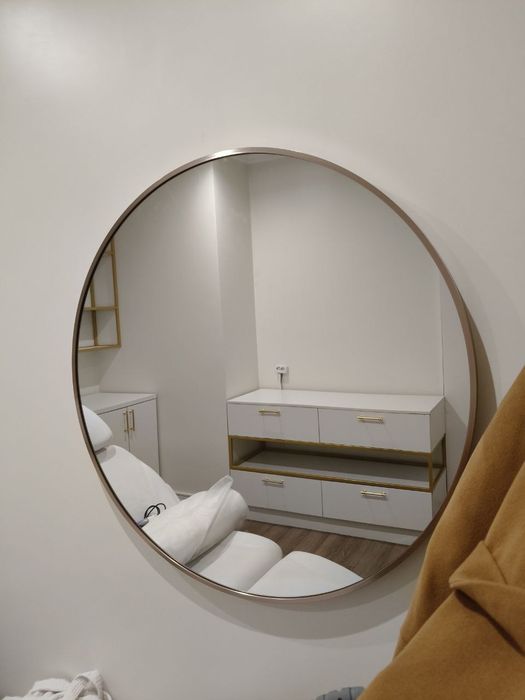 Продается комлект мебели для косметологии