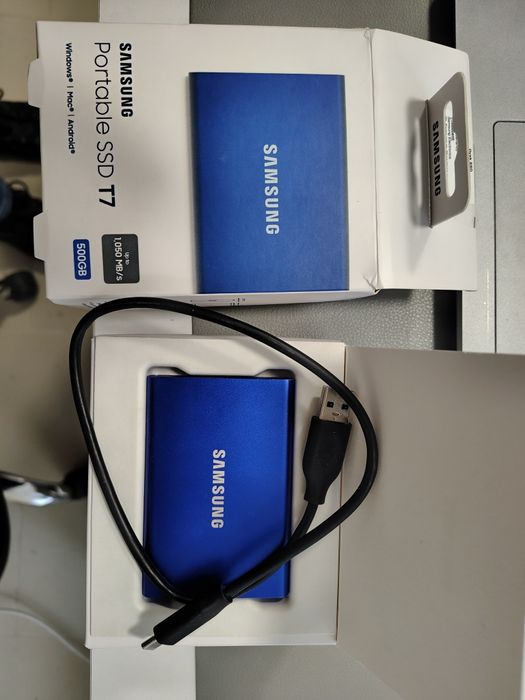 Samsung Portable SSD T7 – 500GB – stare excelentă