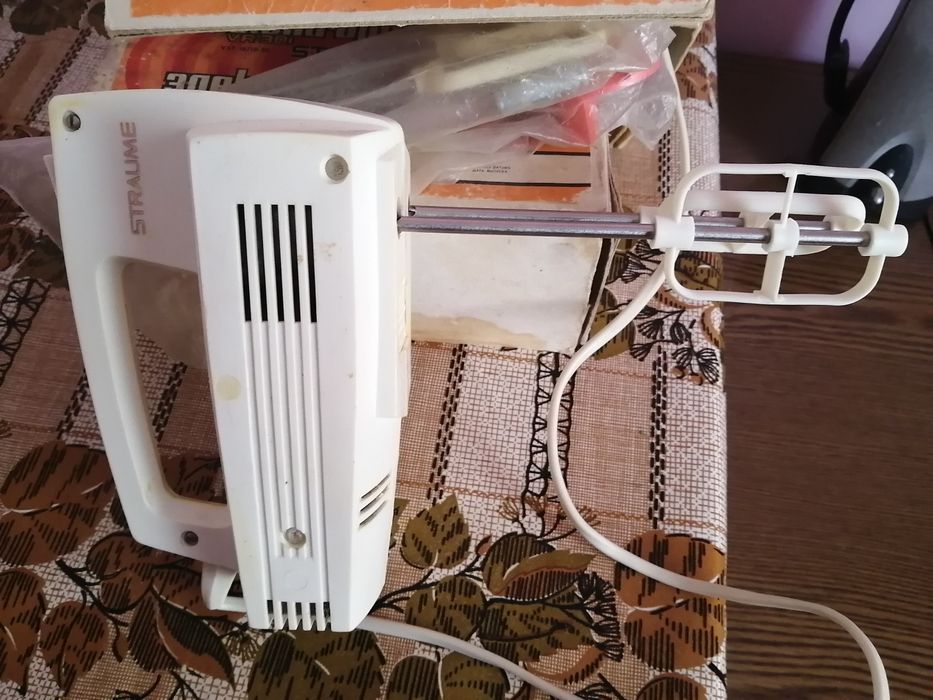 Продаётся Миксер Straume Электровзбивалка. (2 штуки)