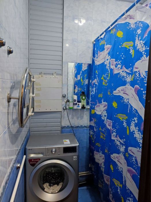 Uy sotiladi kvartira 2xona