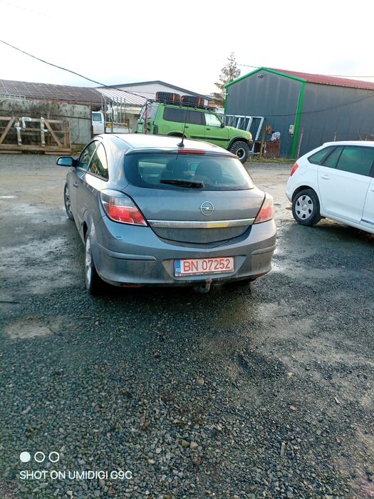Opel Astra din 2005