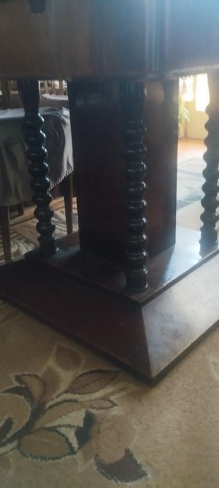 Разтегателна маса