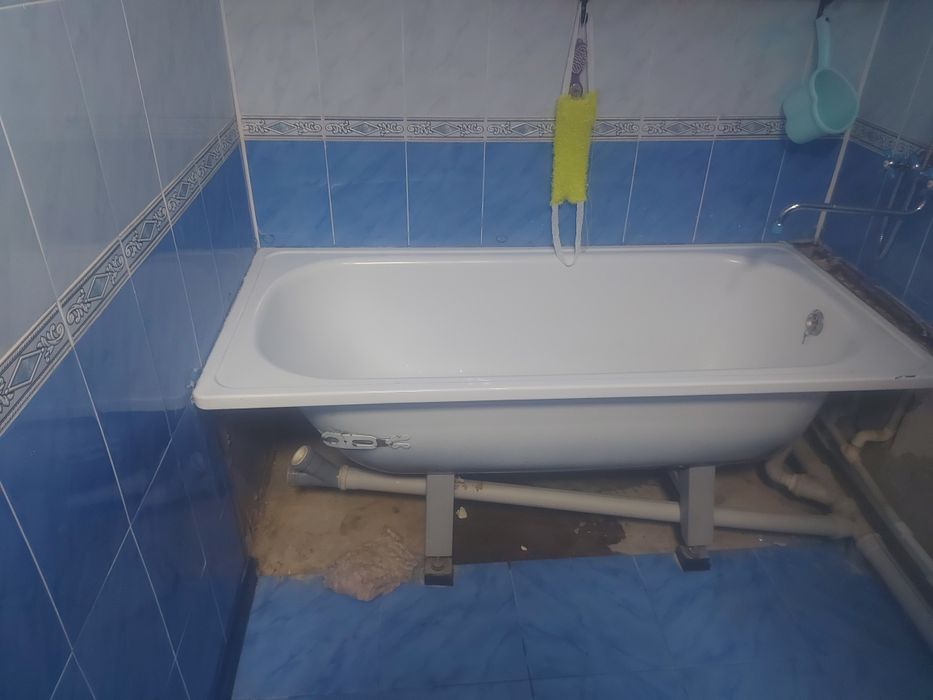 Вана железная в месте сножками