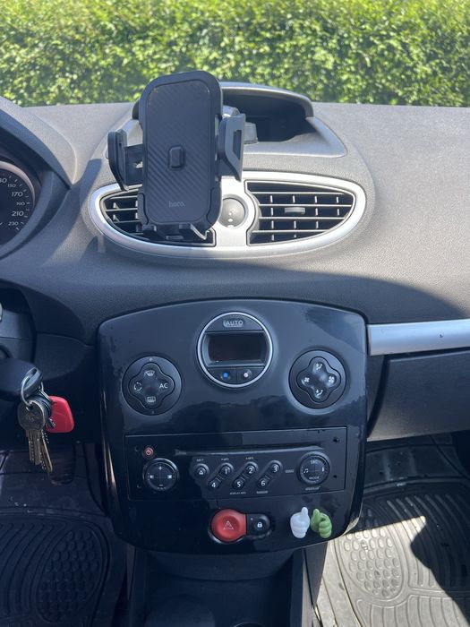 RENAULT Clio 2006 — imagine 4