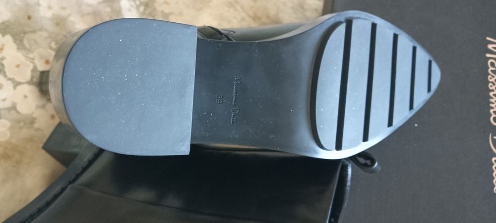 Продам полусапожки кожаные Massimo Dutti