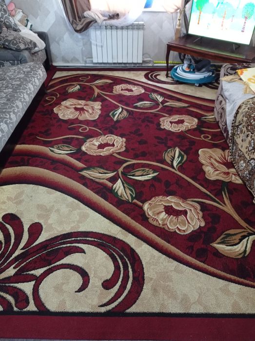 Продам ковер для зала
