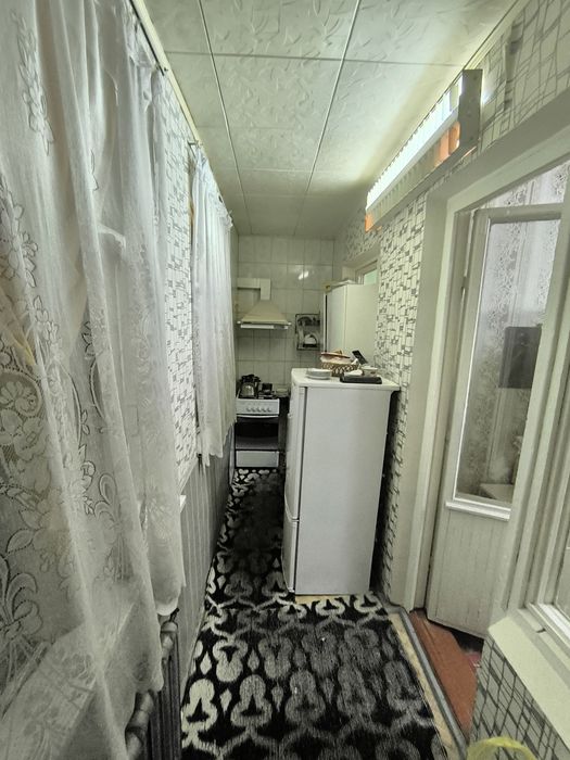 СРОЧНО Продается квартира  Авиасозлар 2в3х 49,5кв 4/4