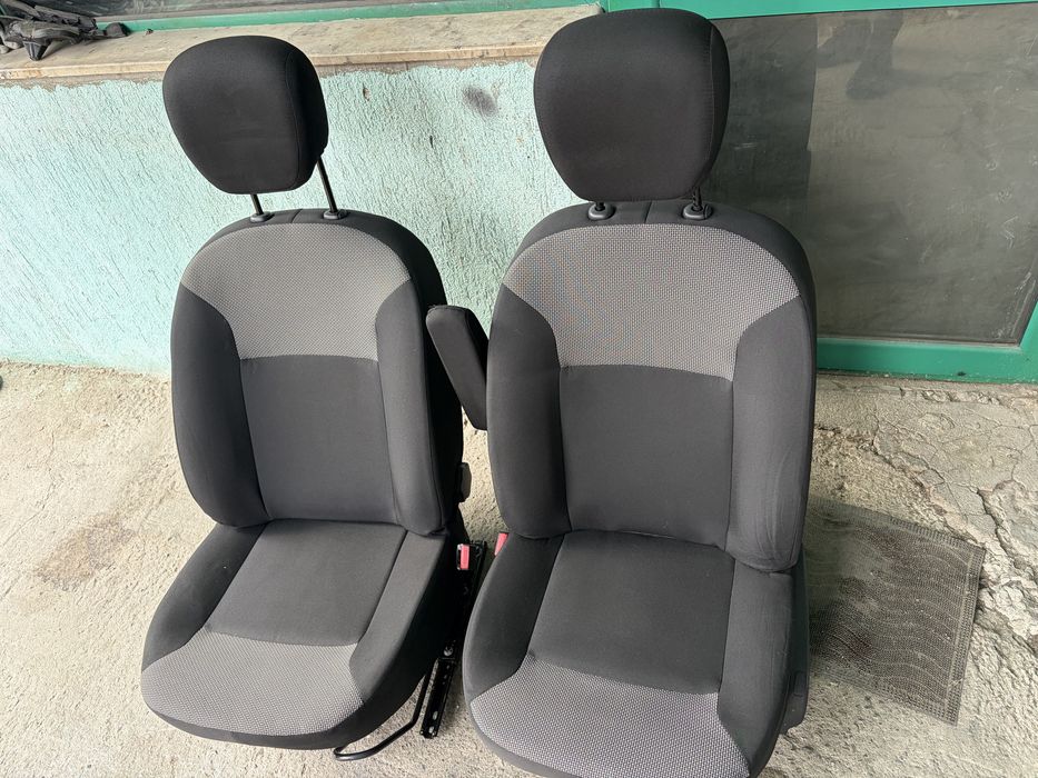 Dacia Dokker  Sedalki