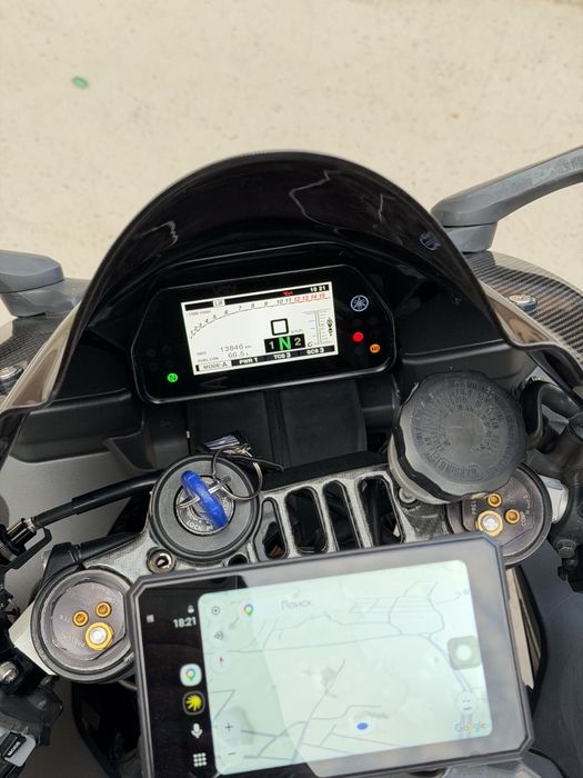 Yamaha r1 original