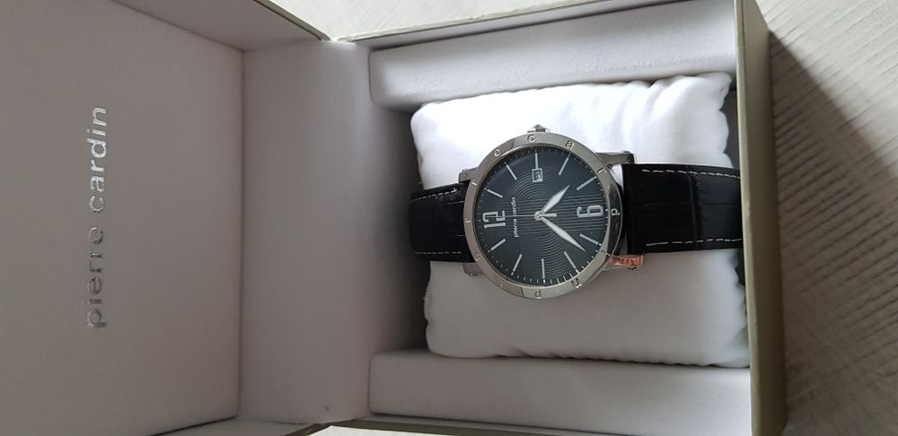 Vand ceas barbatesc Pierre Cardin original!