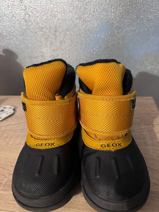 pantofi copii in stare perfecta