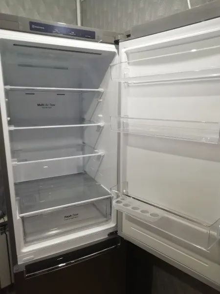 LG холодильник  Door Cooling system + Smart INVERTER compressor