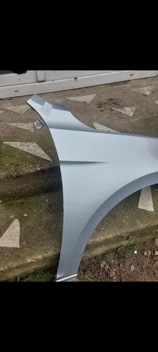 Vând aripa,aripi VW Passat B8,în stare foarte bună.