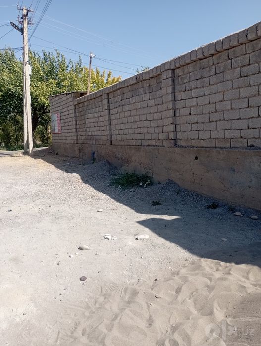Обменяю землю на квартиру или на авто
