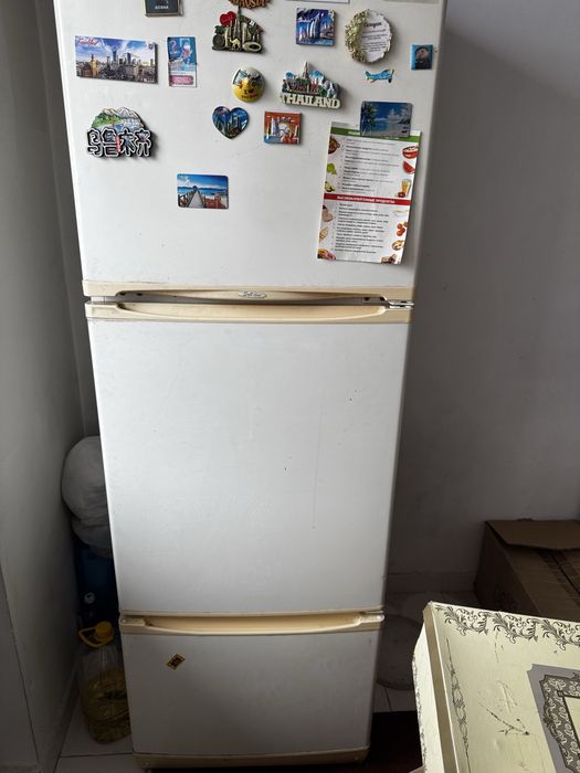 Продам холодильник раюочии