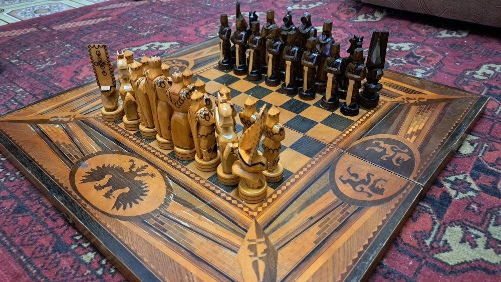 Шахмвты нарды полотна !