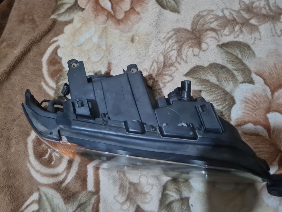 Фары на бмв х5 е53