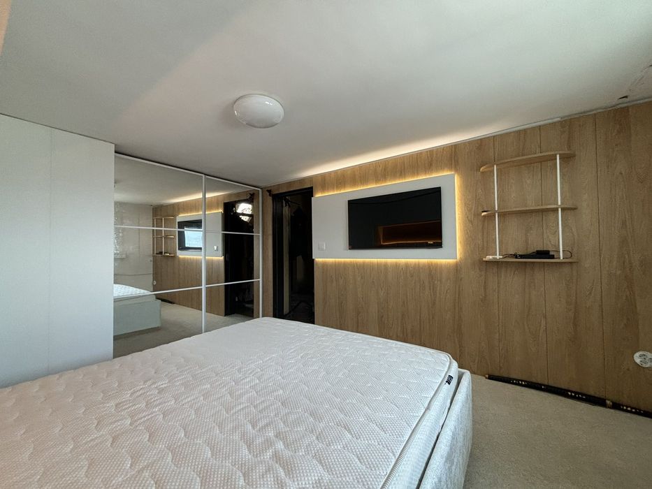 Мебели по поръчка