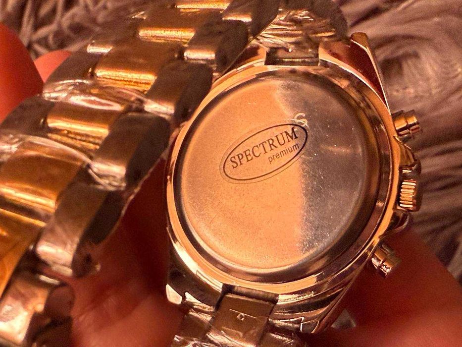 Часы ручные: женские