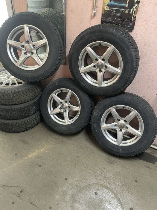 Диски с резиной на японца 15