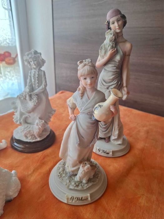 Фигурки на А.Balcari