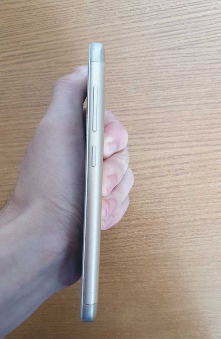 Продам Redmi 4X [2/16гб]