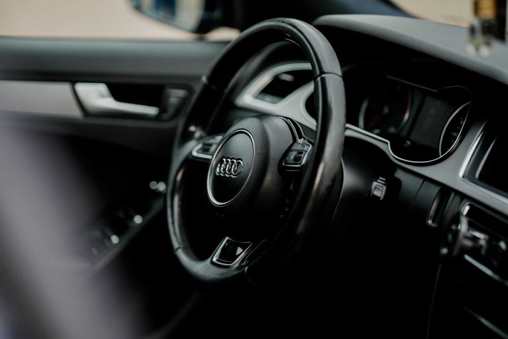 Audi a4 b8.5, an 2013, cod motor cglc, vand/schimb