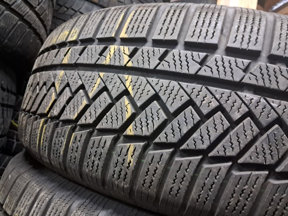 Anvelope second iarna 235 65 R17 Continental