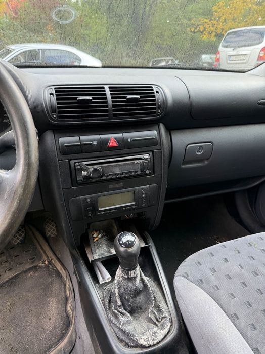 Сеат Толедо 1.6 101кс