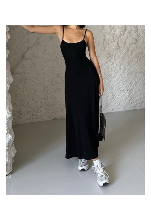 продам женское платье новое