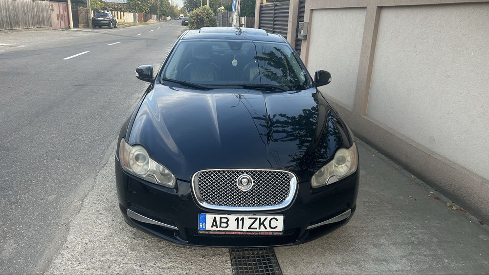Jaguar XF