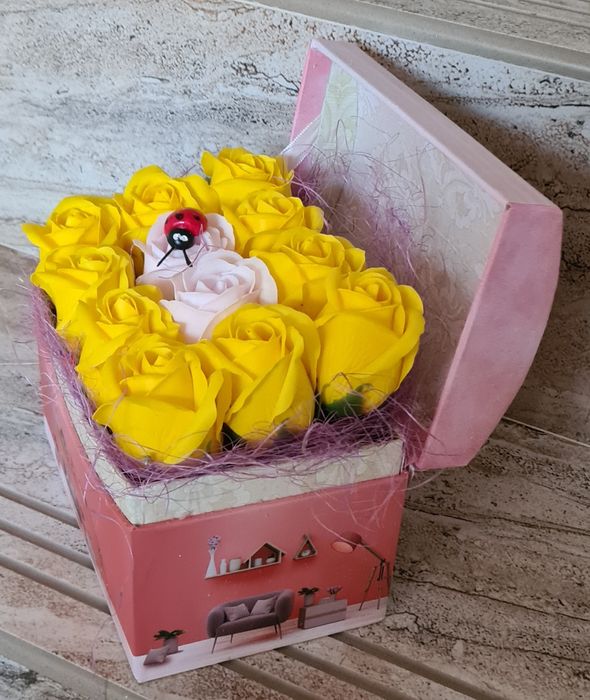 Aranjamente trandafiri de sapun