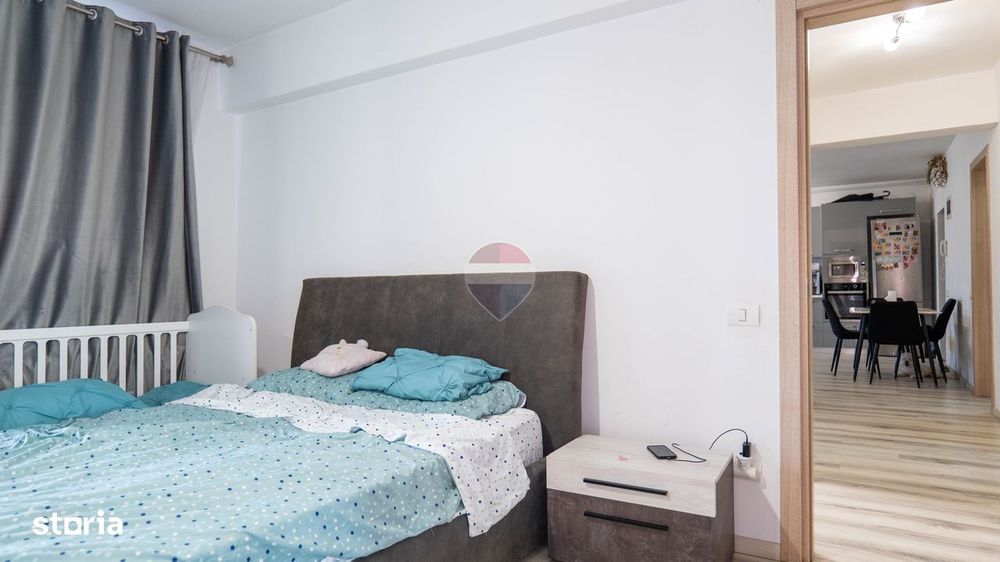 Apartament cu 3 camere de vânzare