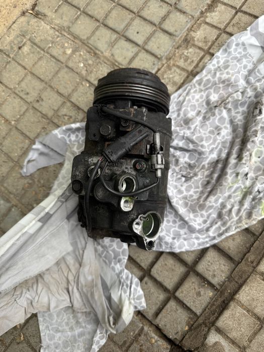 Компресор за климатик за БМВ Е60 3,5д 286 коня