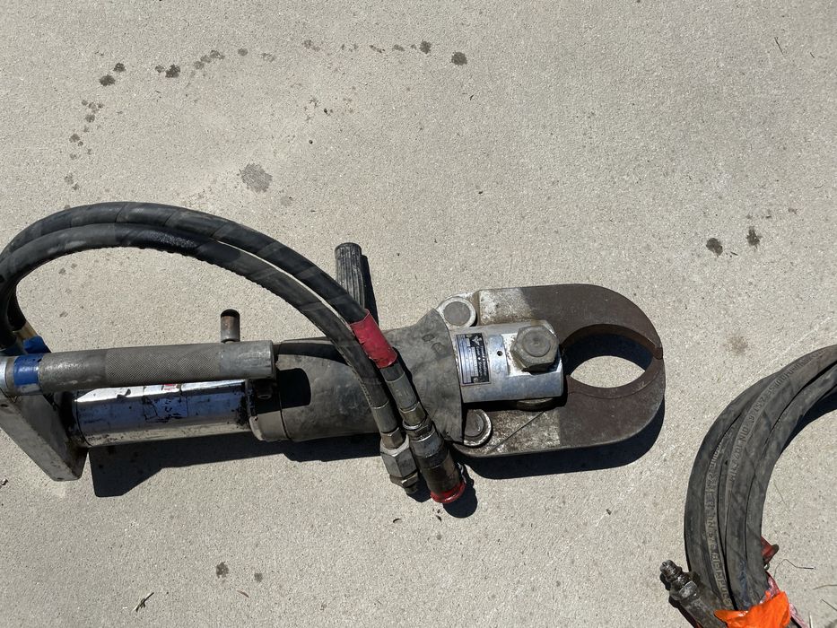 Echipament descarcerare lukas