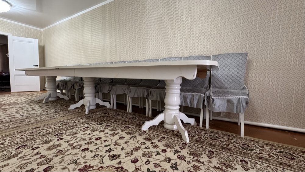 Продам стол с стульями