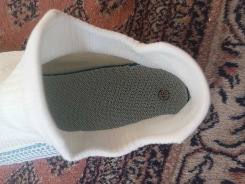 Маратонки 45 номер