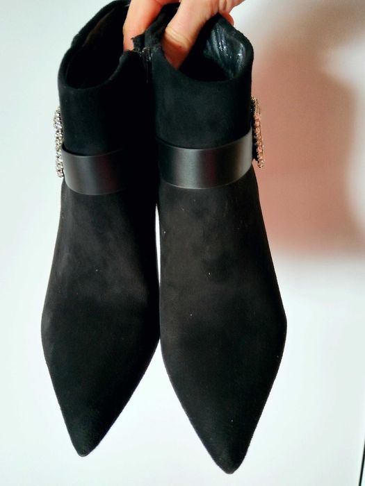 Botine din imitatie de piele intoarsa