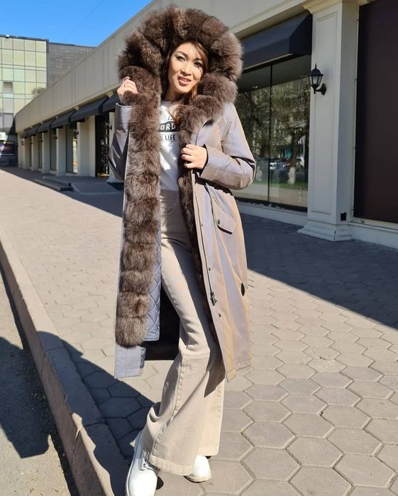 Продам бу парку в отличном состоянии