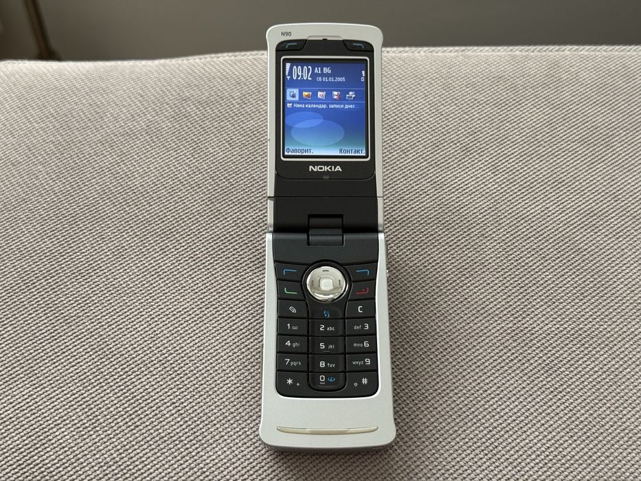 Уникат/Като Нова Nokia N90