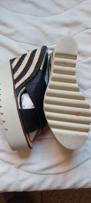 Чехли  естествена кожа